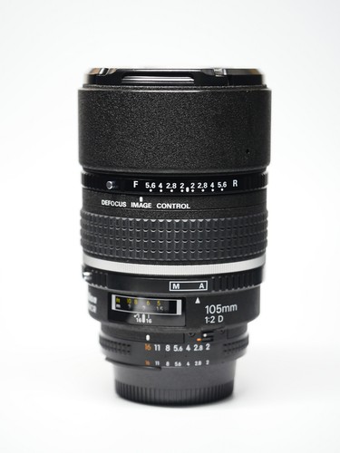 Nikon nikkor 105 f - af, mm