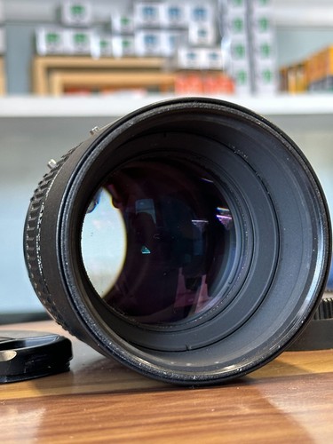 Nikon nikkor 105 f2 - nikon,